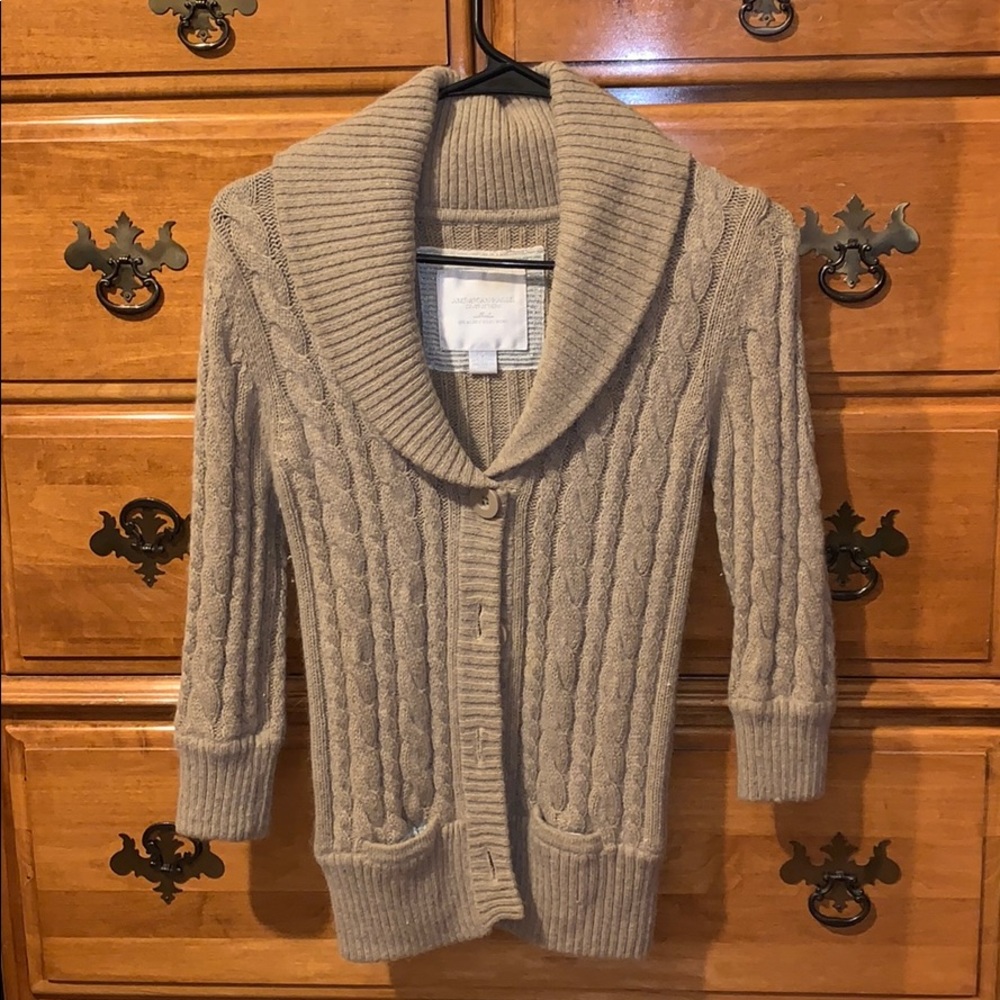 American Eagle Sweater